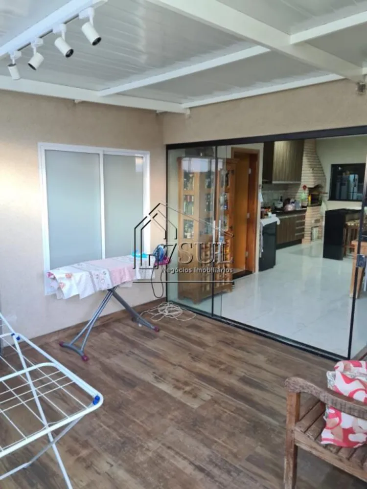 Casa, 3 quartos, 206 m² - Foto 8