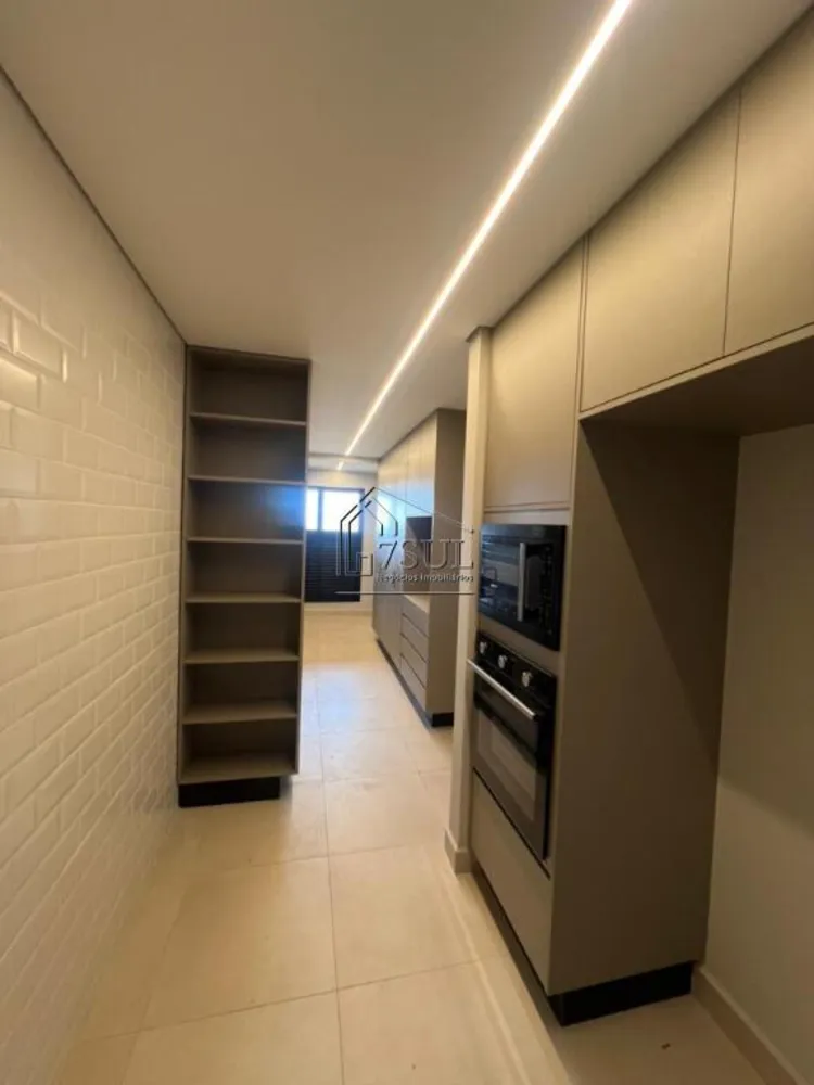 Apartamento, 3 quartos, 127 m² - Foto 2