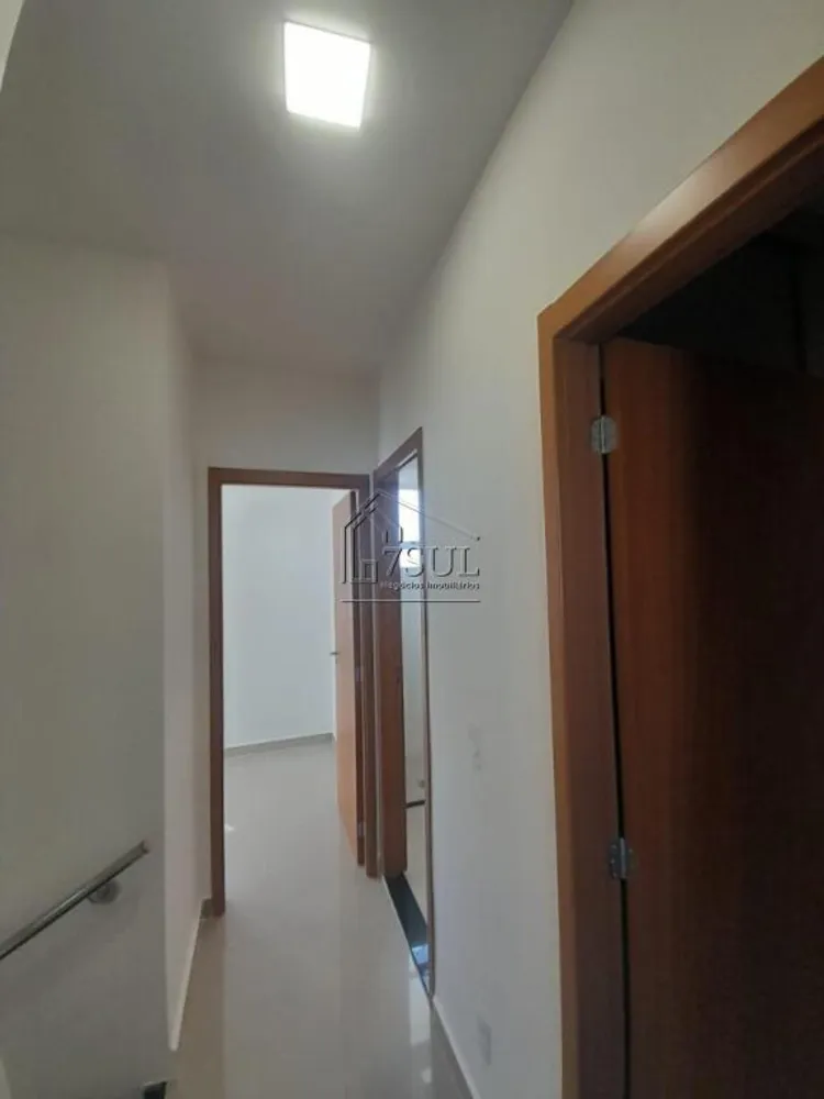 Casa, 3 quartos, 130 m² - Foto 2