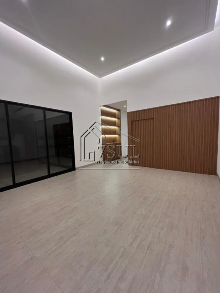 Casa, 3 quartos, 250 m² - Foto 4