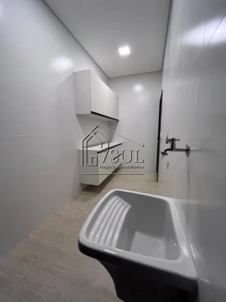 Casa, 3 quartos, 250 m² - Foto 8
