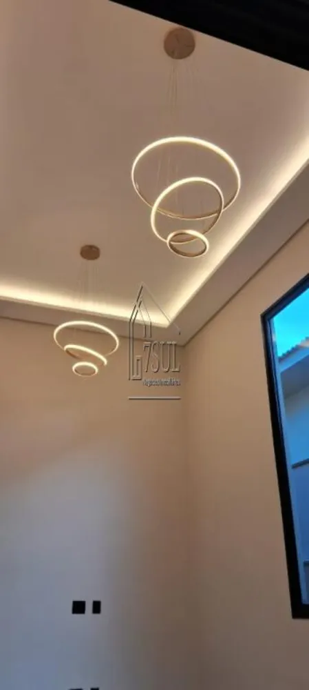 Casa, 3 quartos, 210 m² - Foto 3
