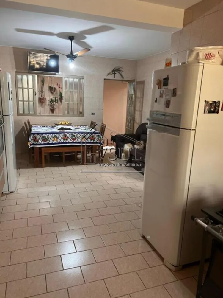 Casa, 3 quartos, 330 m² - Foto 1