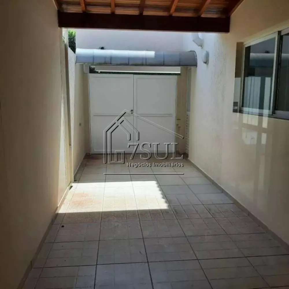 Casa, 4 quartos, 240 m² - Foto 4