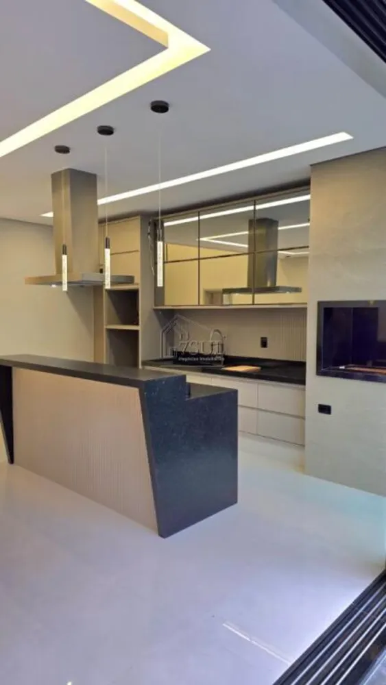 Casa, 3 quartos, 212 m² - Foto 7