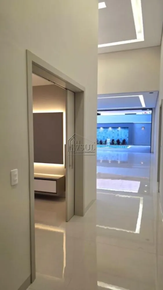 Casa, 3 quartos, 212 m² - Foto 3