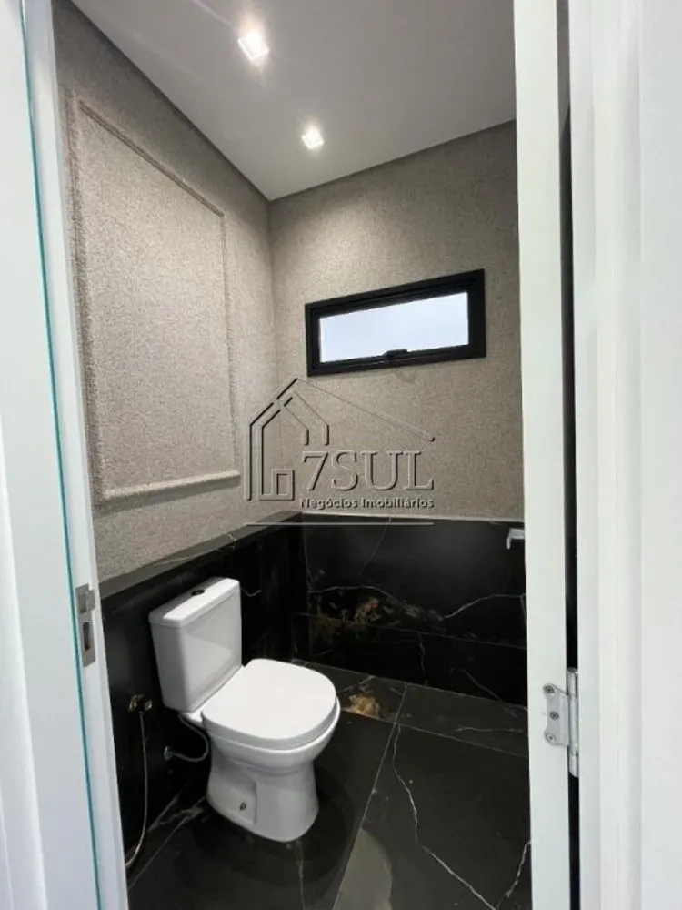 Casa, 3 quartos, 220 m² - Foto 1