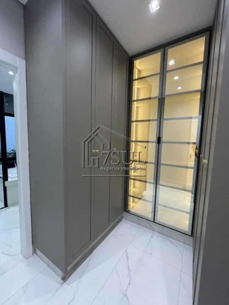 Casa, 3 quartos, 220 m² - Foto 11