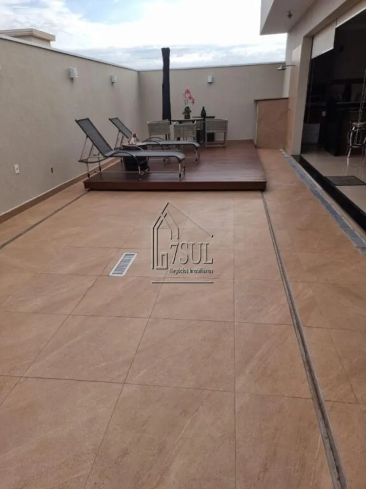 Casa, 3 quartos, 243 m² - Foto 5