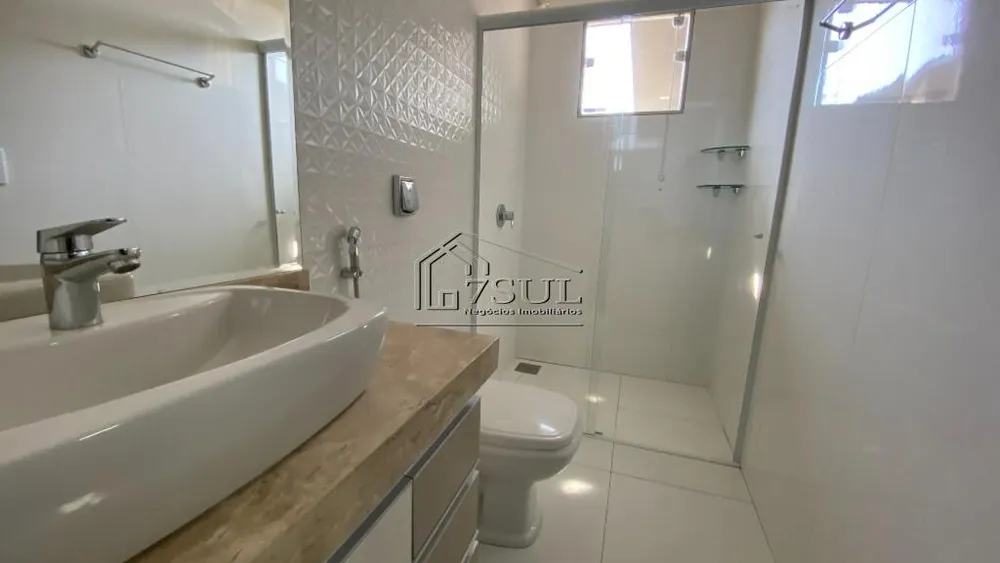 Casa, 4 quartos, 270 m² - Foto 5