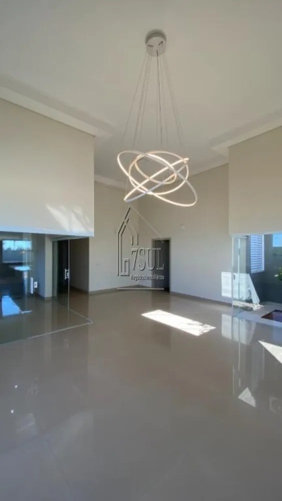 Casa, 4 quartos, 270 m² - Foto 2