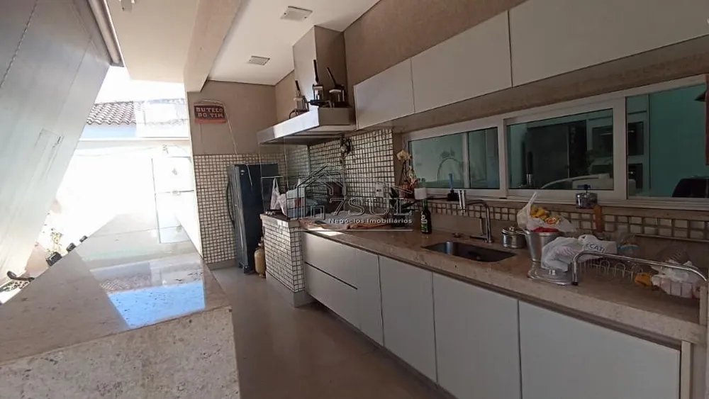 Casa, 3 quartos, 270 m² - Foto 6