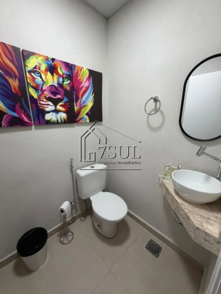 Casa, 3 quartos, 211 m² - Foto 2