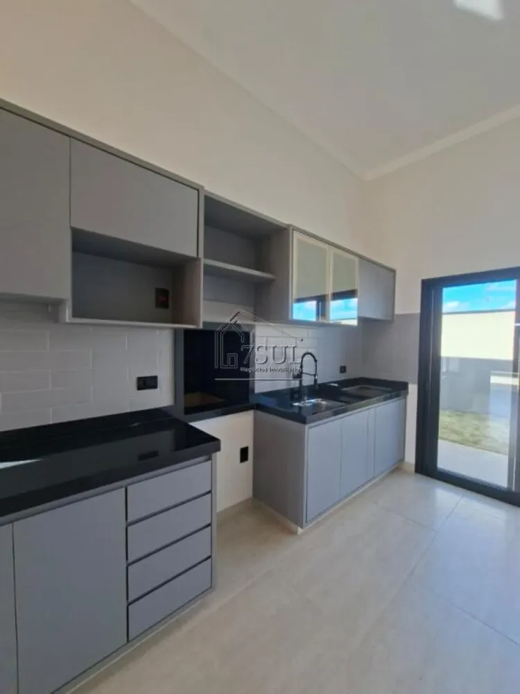Casa, 3 quartos, 99 m² - Foto 1