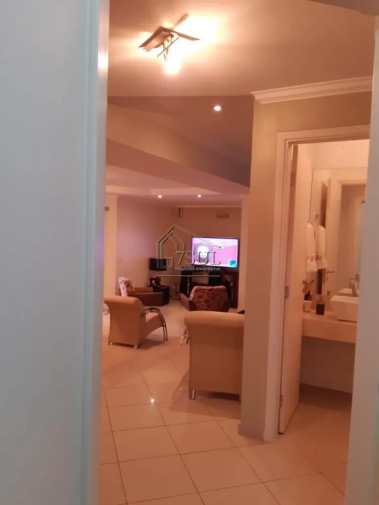 Apartamento, 4 quartos, 300 m² - Foto 1