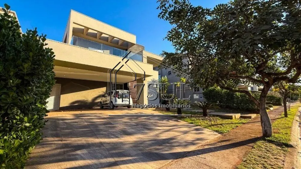 Casa, 3 quartos, 317 m² - Foto 1
