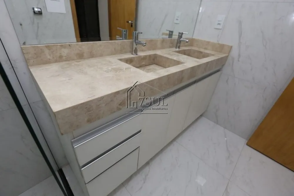 Casa, 3 quartos, 157 m² - Foto 4