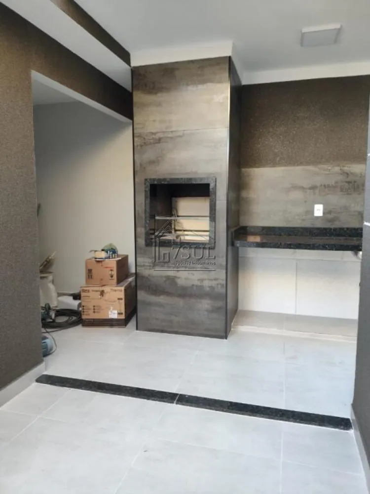 Casa, 4 quartos, 148 m² - Foto 2