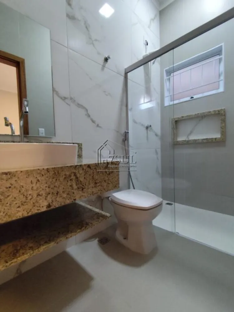 Casa, 4 quartos, 148 m² - Foto 2