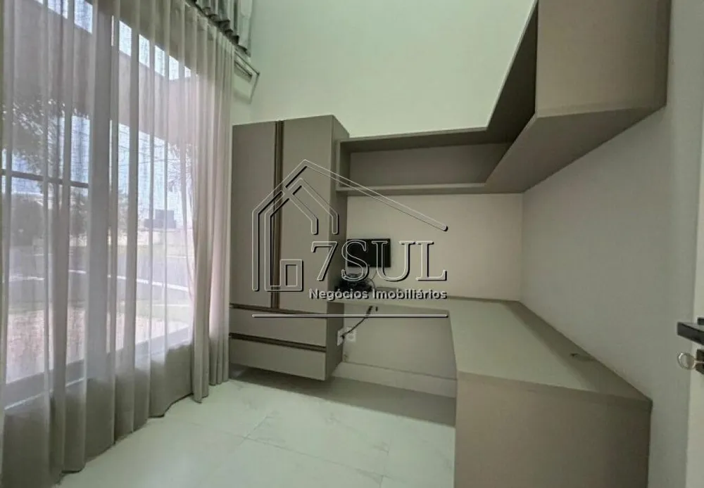 Casa, 4 quartos, 245 m² - Foto 5