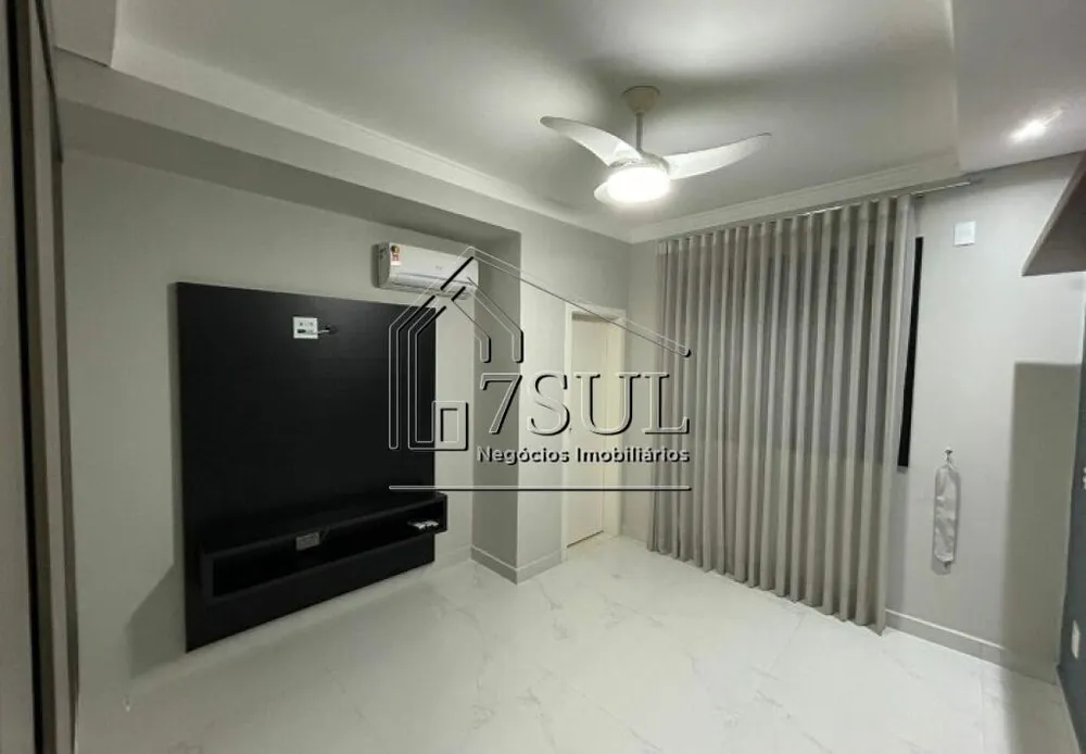 Casa, 4 quartos, 245 m² - Foto 6