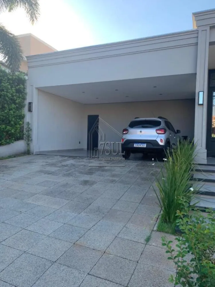 Casa, 3 quartos, 251 m² - Foto 3