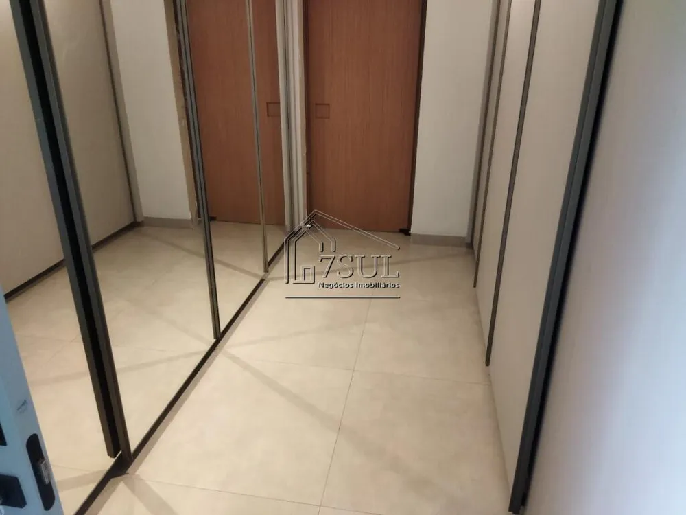 Casa, 4 quartos, 305 m² - Foto 1