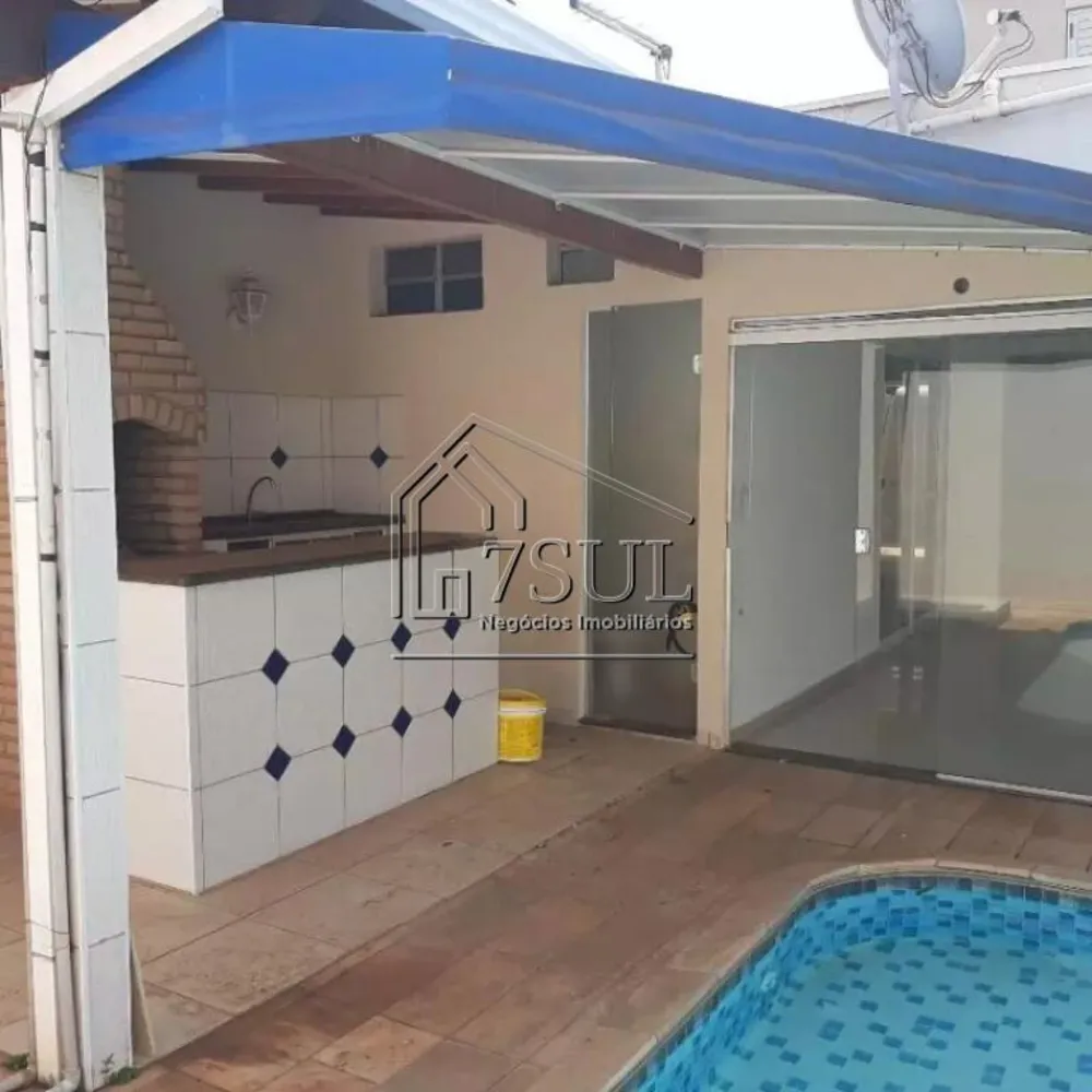Casa, 4 quartos, 240 m² - Foto 2