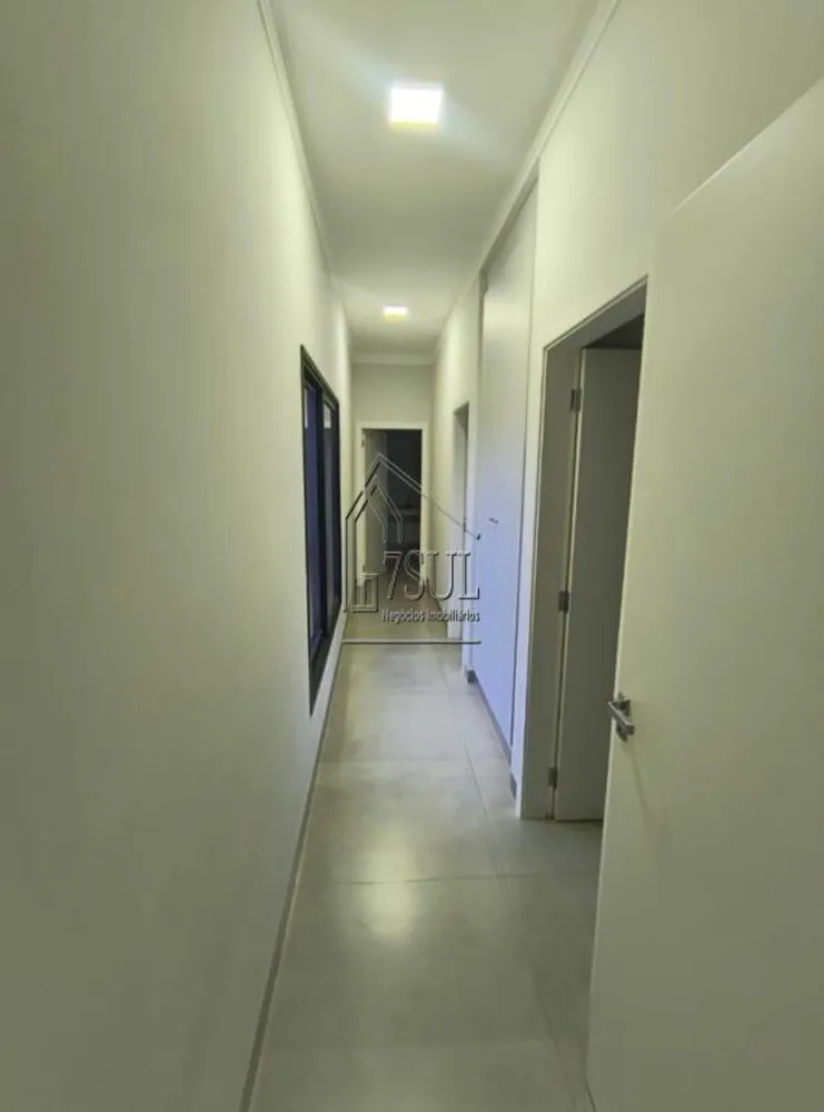 Casa, 3 quartos, 215 m² - Foto 3