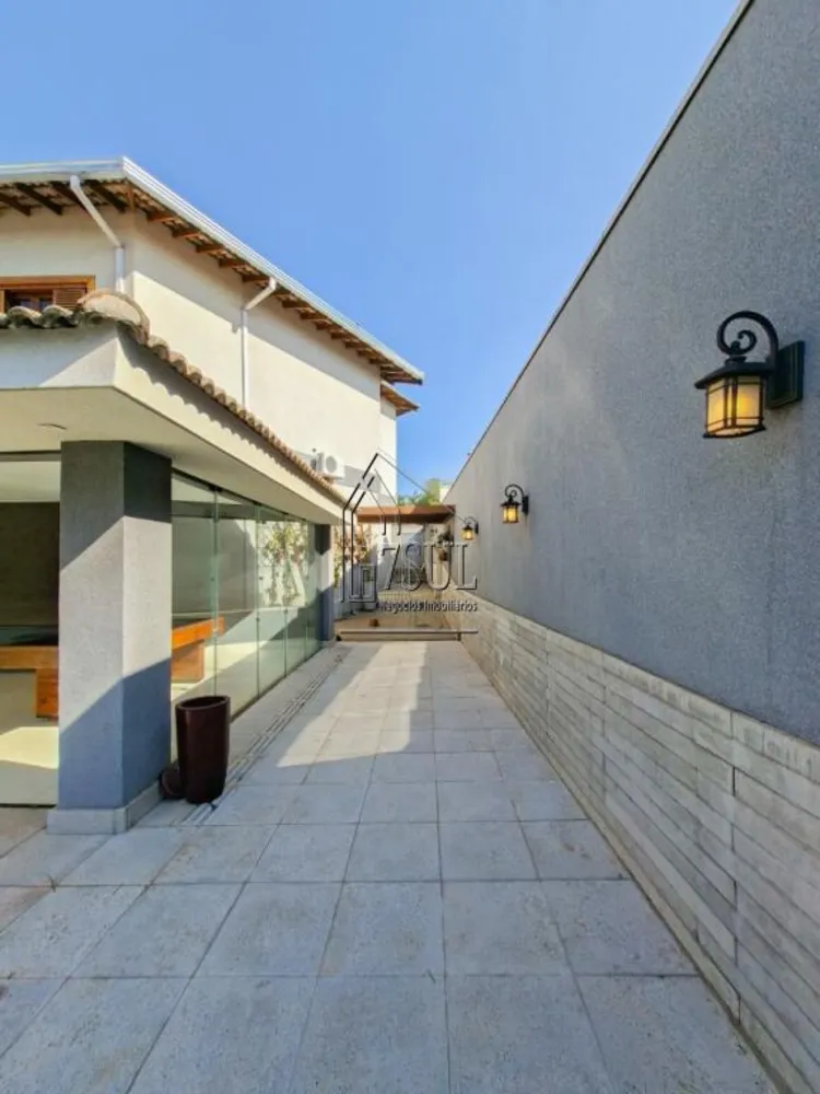 Casa, 3 quartos, 600 m² - Foto 1