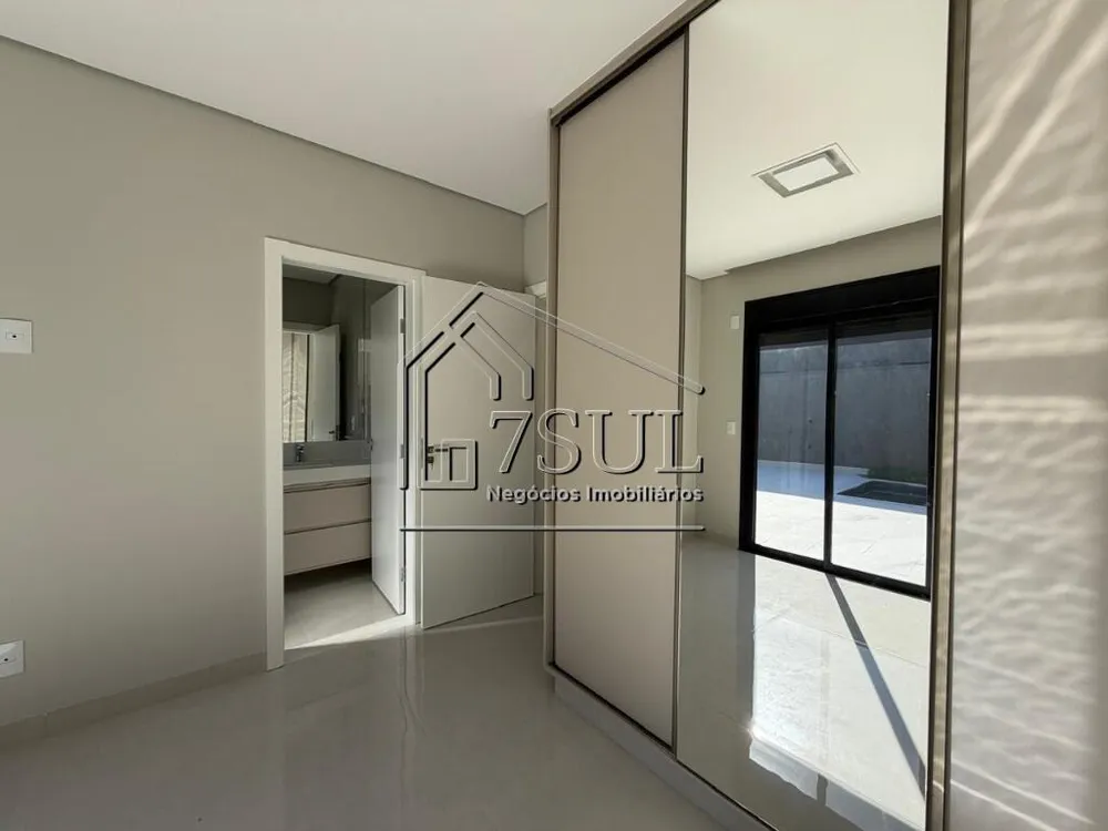 Casa, 3 quartos, 228 m² - Foto 10