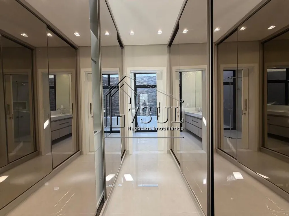 Casa, 3 quartos, 228 m² - Foto 11