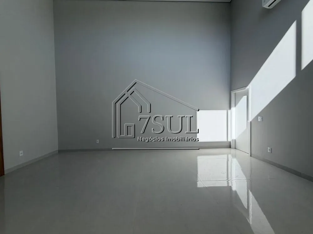 Casa, 3 quartos, 228 m² - Foto 3