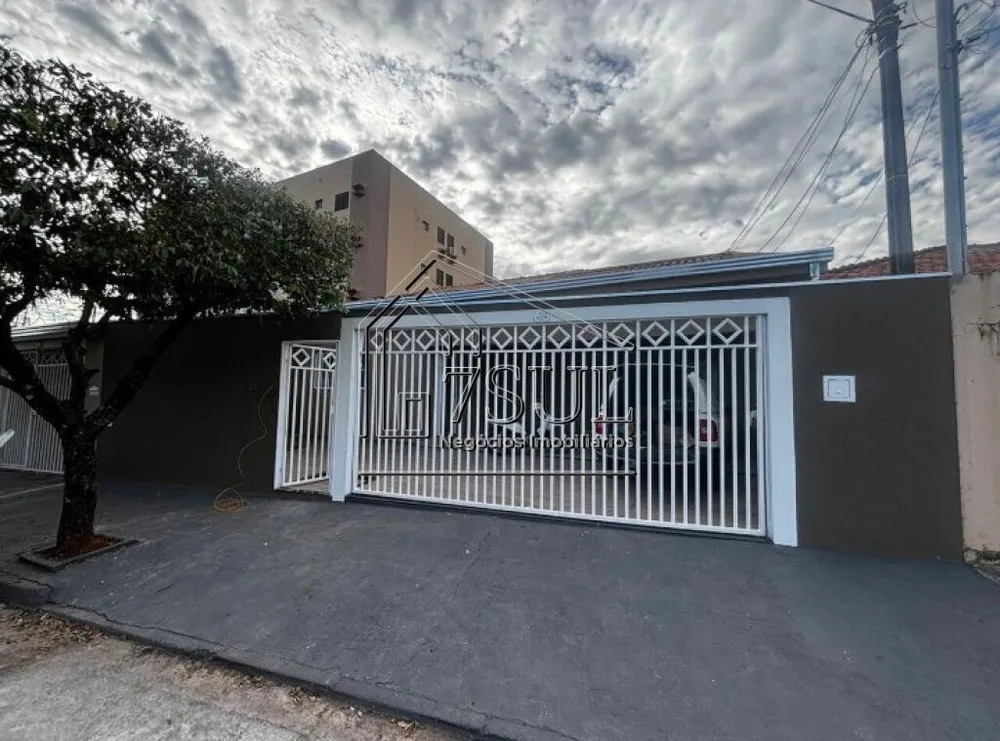 Casa, 3 quartos, 156 m² - Foto 1