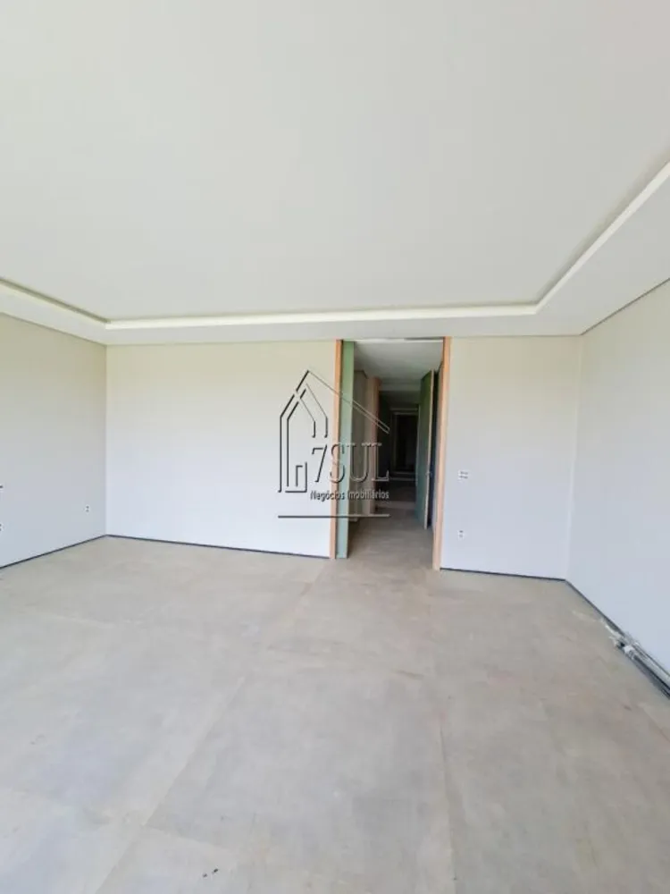 Casa, 4 quartos, 657 m² - Foto 1