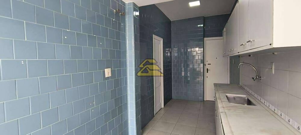 Apartamento à venda com 3 quartos, 98m² - Foto 4