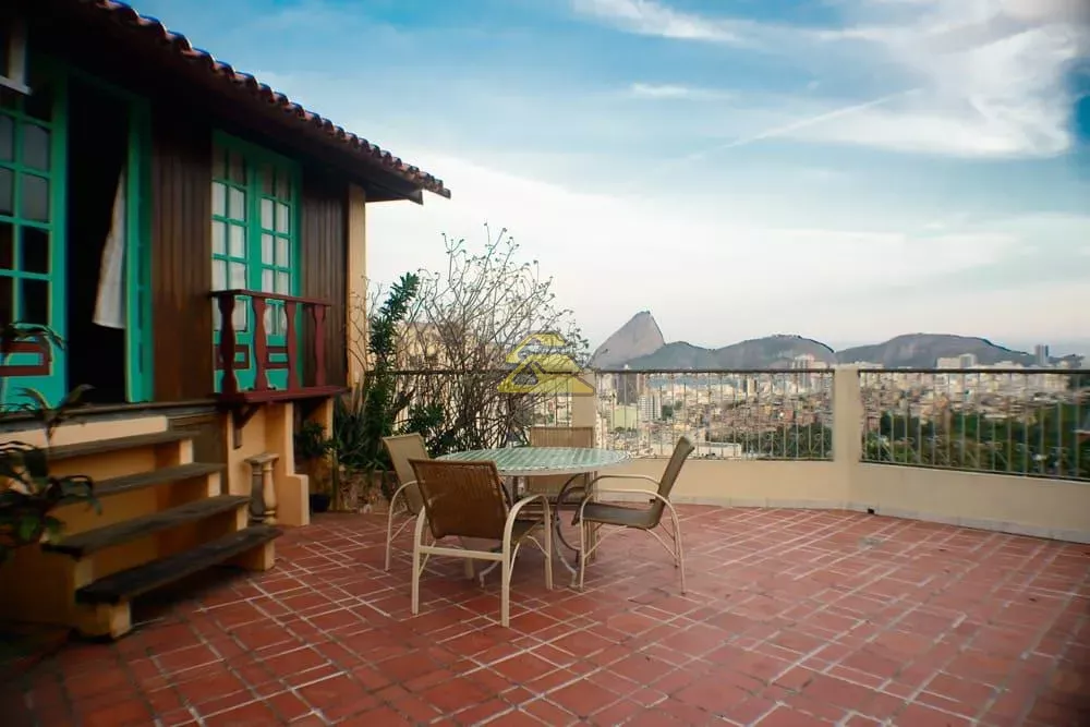 Casa, 6 quartos, 472 m² - Foto 1