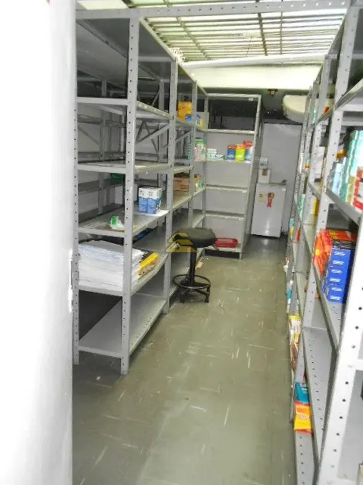 Loja-Salão, 284 m² - Foto 17