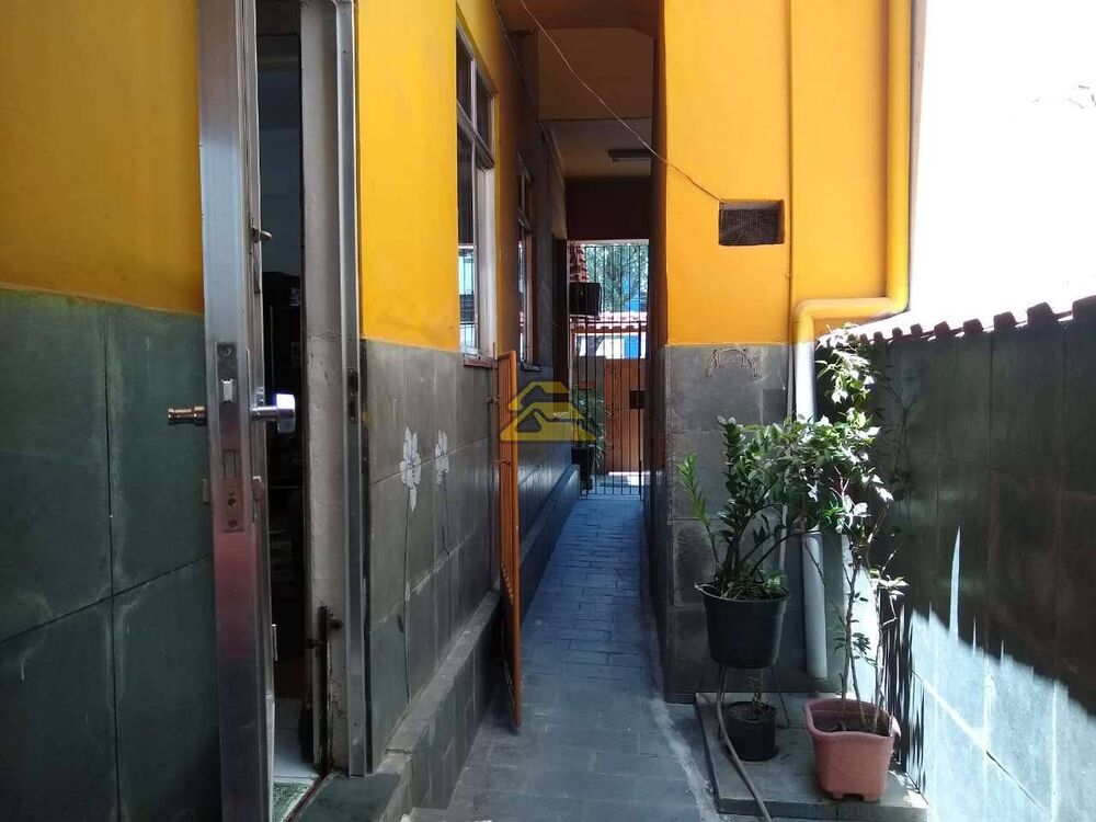 Casa, 6 quartos, 192 m² - Foto 9