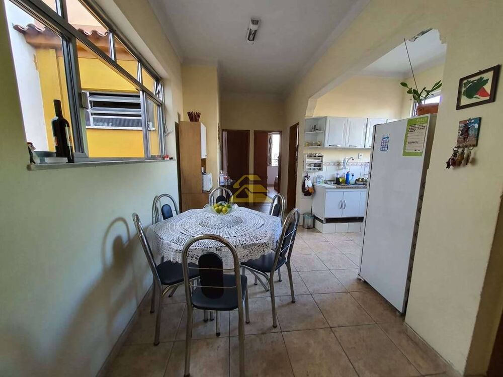 Casa, 6 quartos, 192 m² - Foto 4