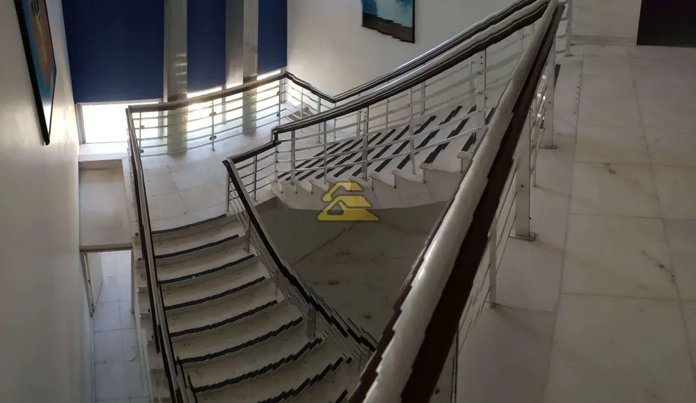 Sala-Conjunto, 1050 m² - Foto 19