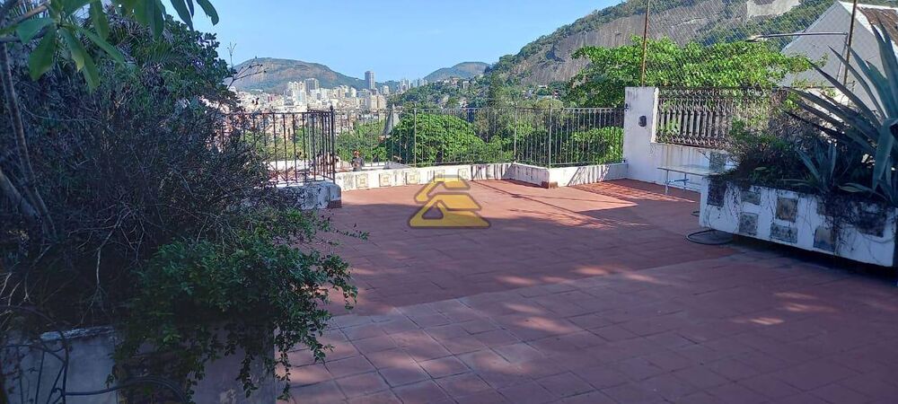 Casa, 4 quartos, 243 m² - Foto 4