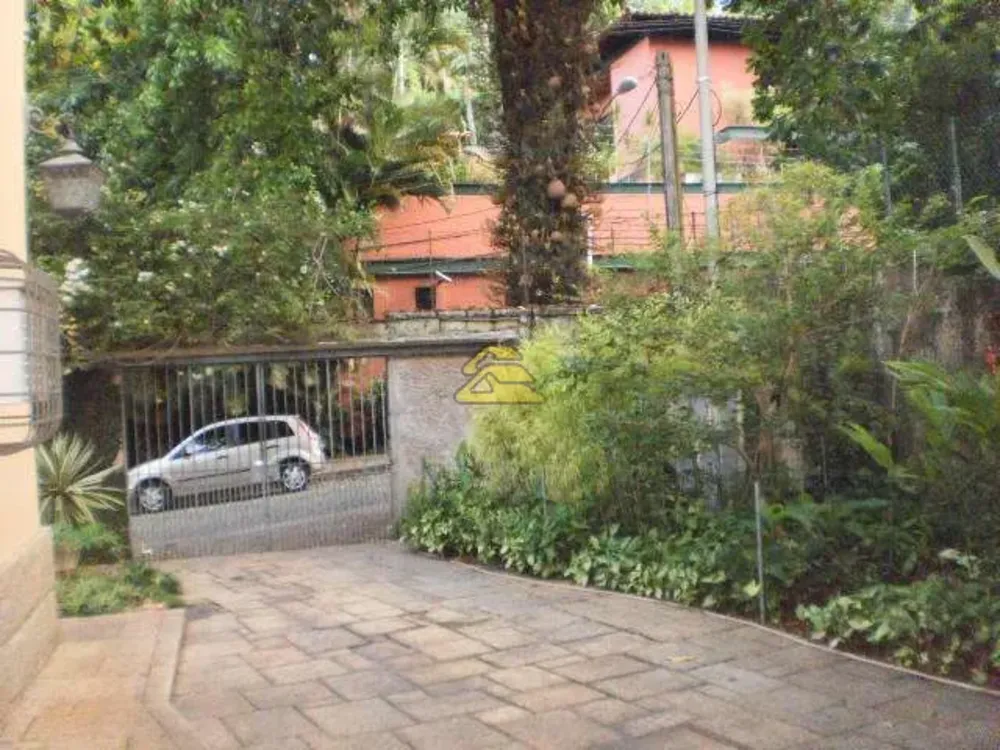 Casa, 8 quartos, 650 m² - Foto 32