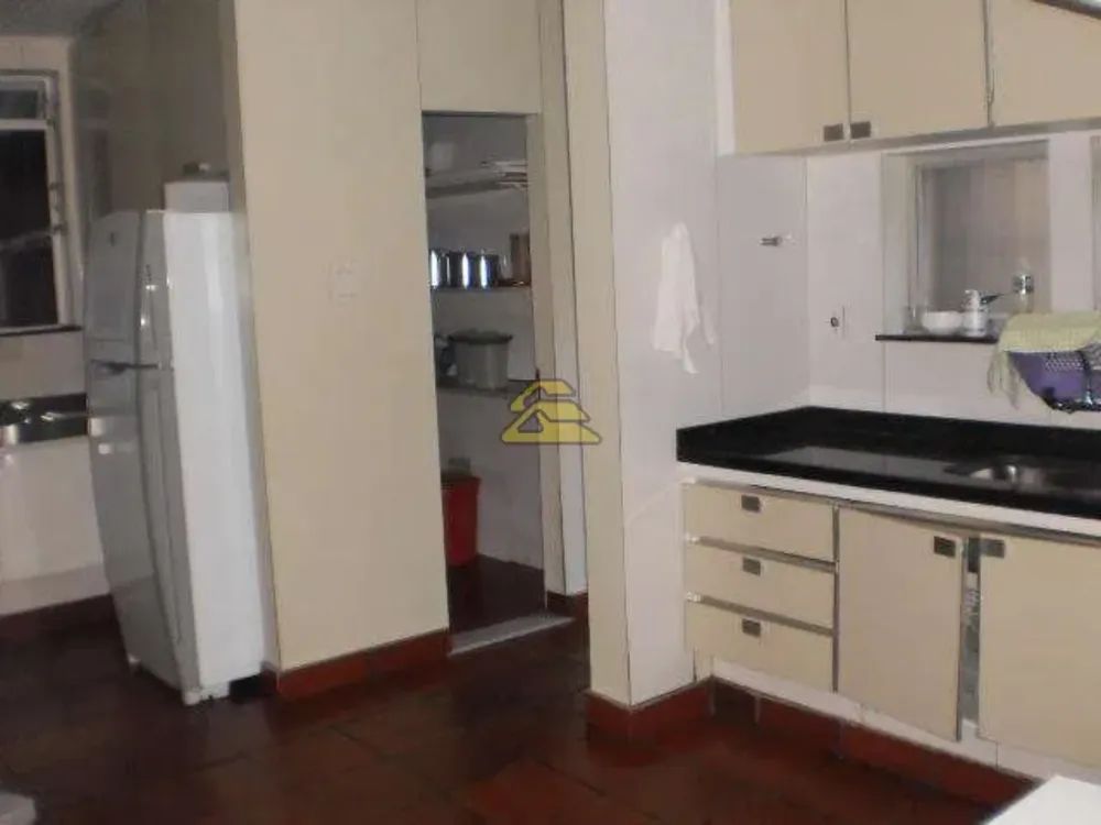 Casa, 8 quartos, 650 m² - Foto 16