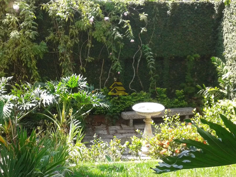 Casa, 8 quartos, 650 m² - Foto 4