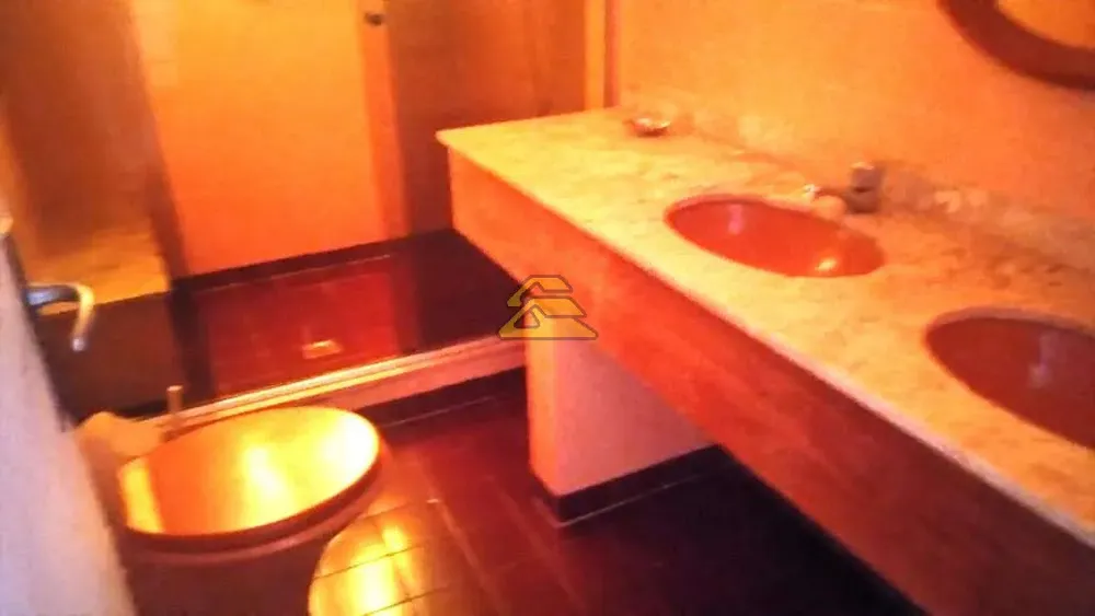 Casa, 6 quartos, 279 m² - Foto 11