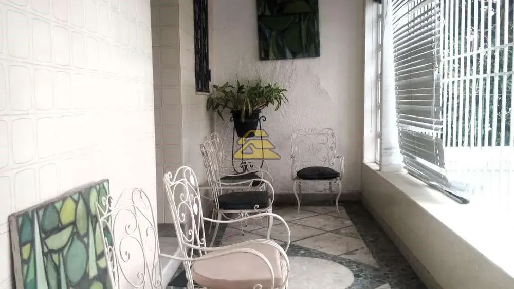 Casa, 6 quartos, 279 m² - Foto 2