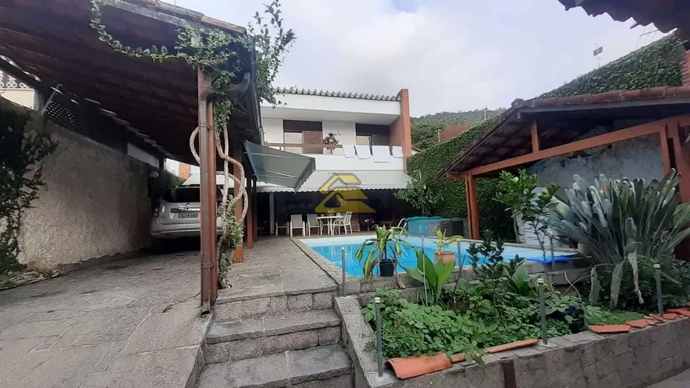 Casa, 6 quartos, 360 m² - Foto 3