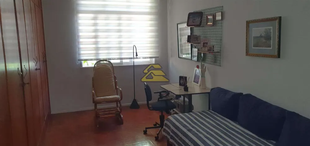 Casa, 3 quartos, 222 m² - Foto 2