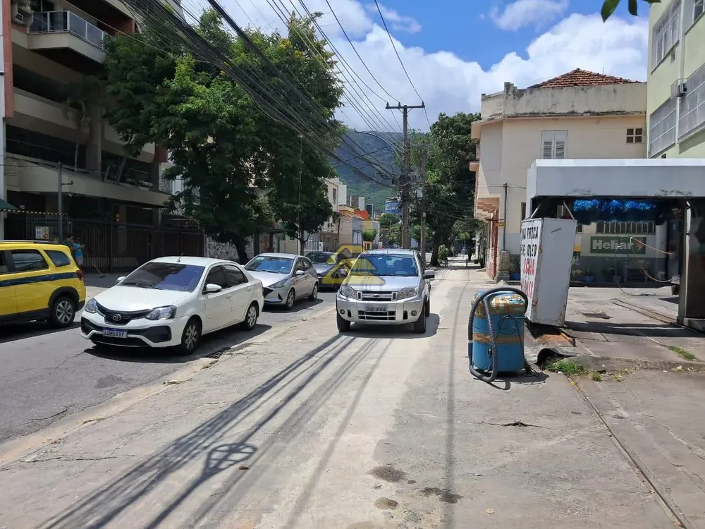 Loja-Salão, 1584 m² - Foto 2